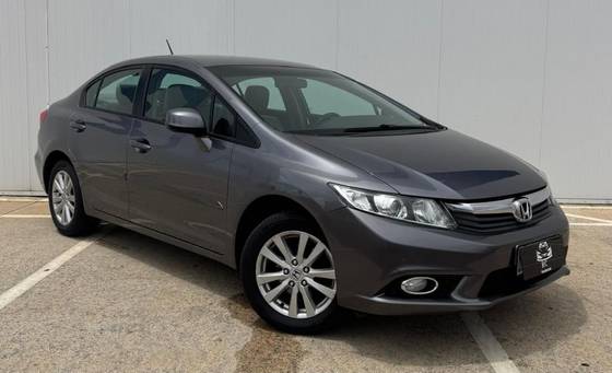 HONDA CIVIC 1.8 LXS 16V FLEX 4P AUTOMÁTICO